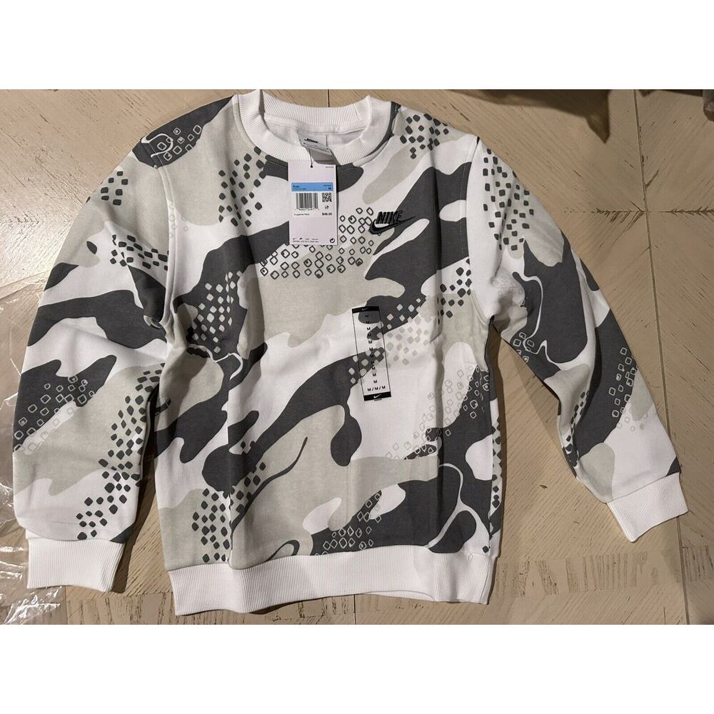 Nike Sportswear Big Kids' Boy's Pullover Club Fleece Crew Sweatshirt Size M